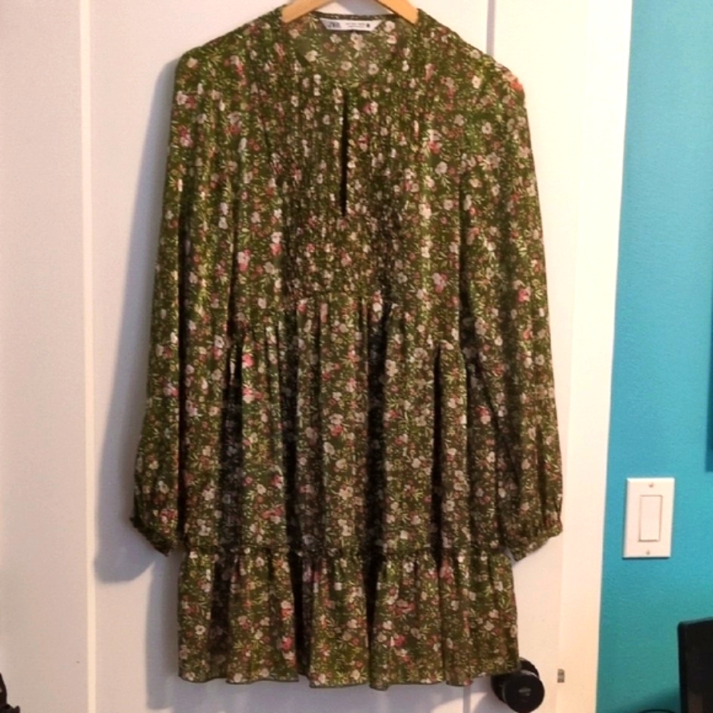 Zara Green Floral Long-Sleeve Dress